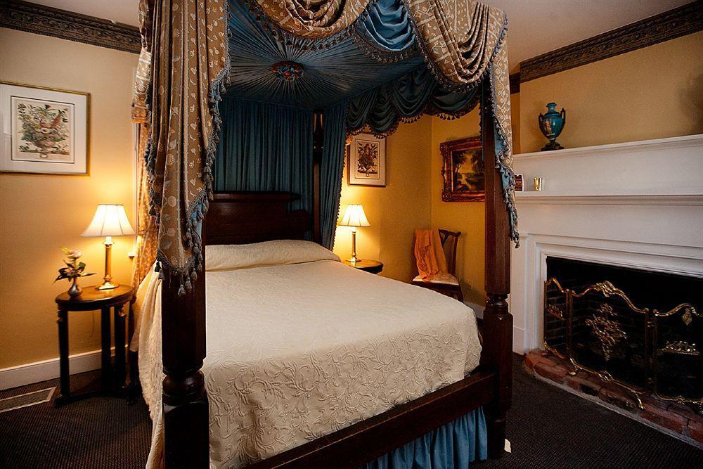 Monmouth Historic Inn Natchez Exterior foto